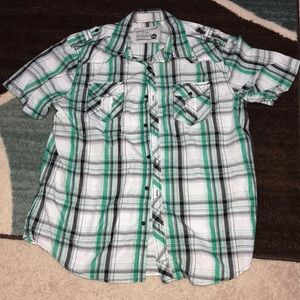 Men’s casual shirt